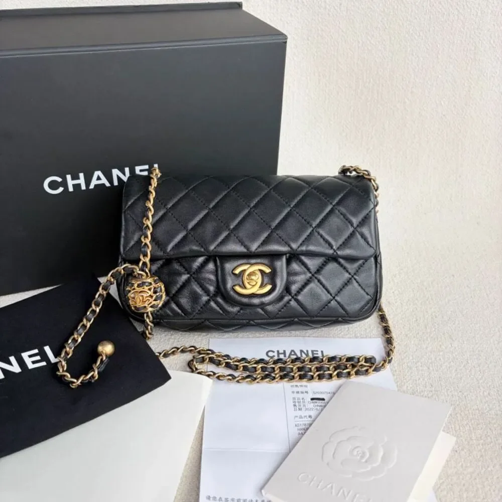 Chanel Women Pre-Loved Bag Very Good Condition